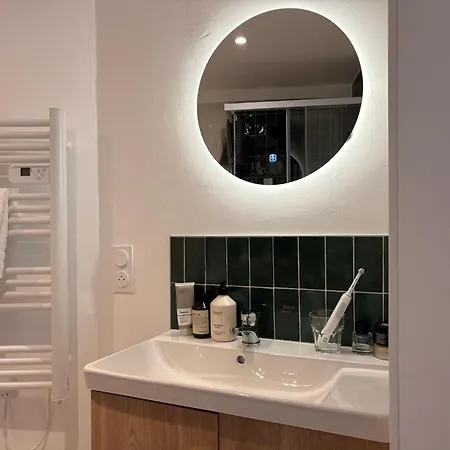 Apartment Chez Julien - Le - Avec Clim Et Balcon *
